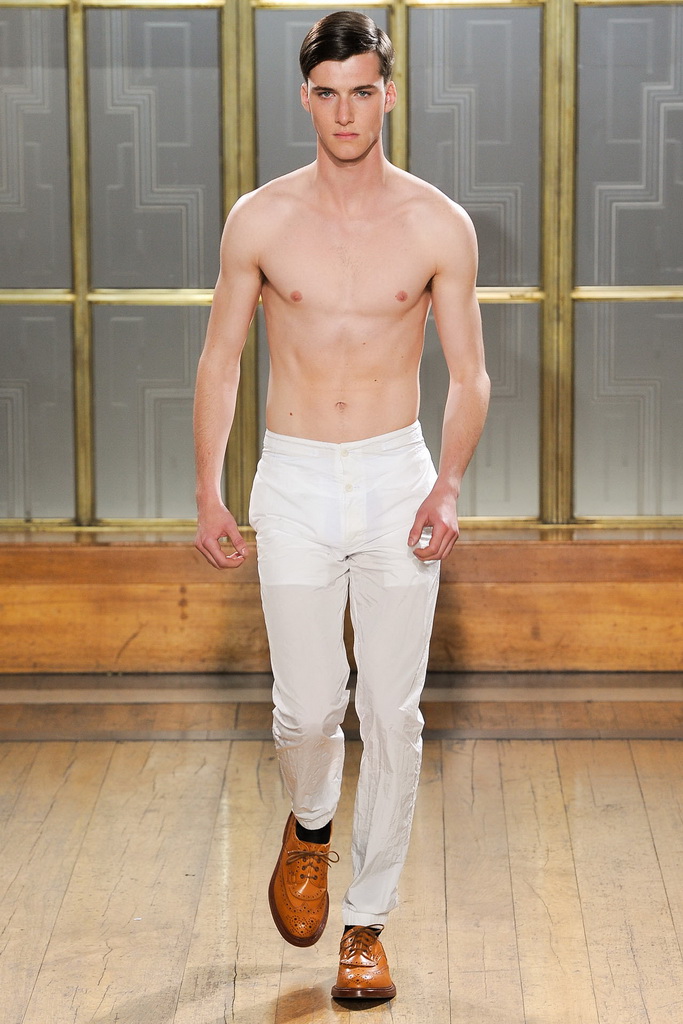 Nicole Farhi 13bDƬ