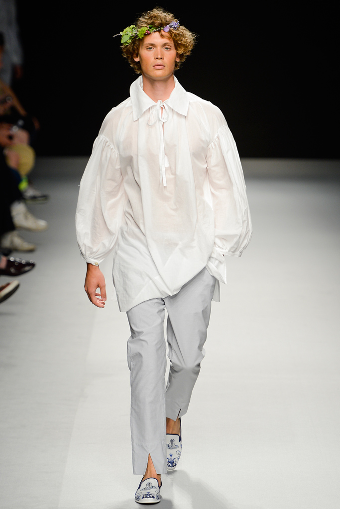 Vivienne Westwood 13bDƬ