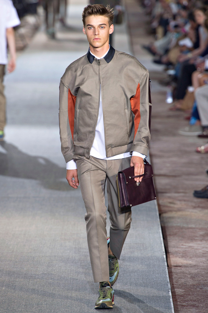 Valentino 13bDƬ