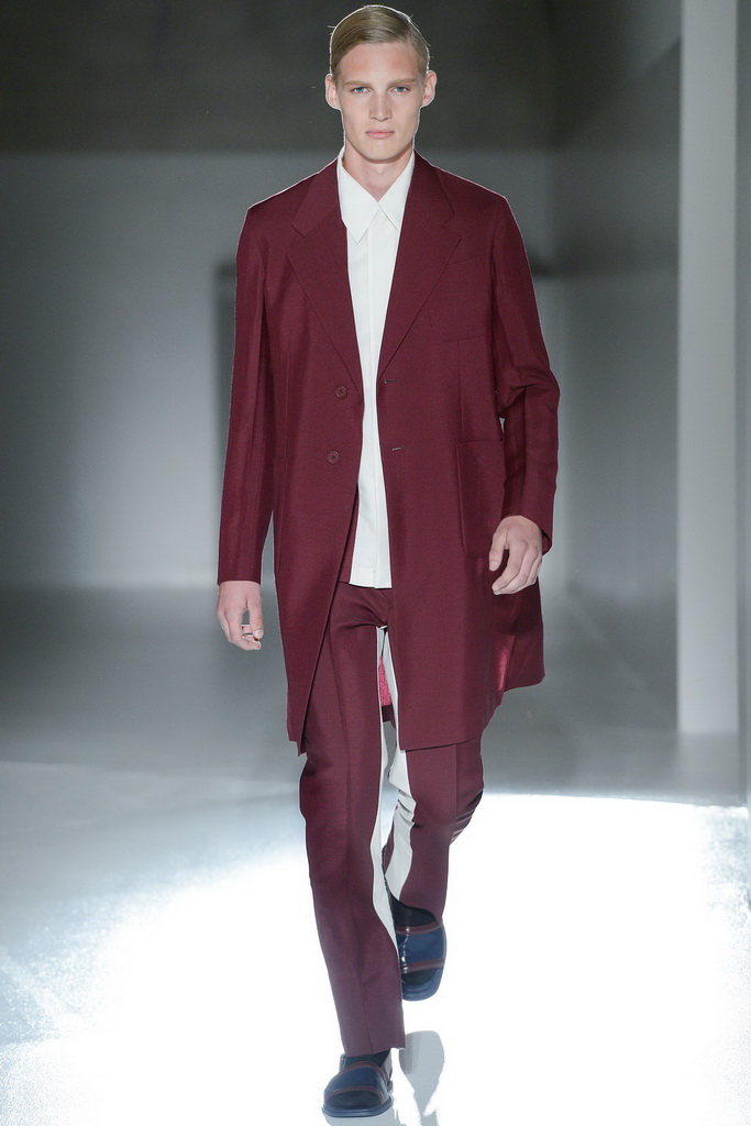 Prada 13bDƬ