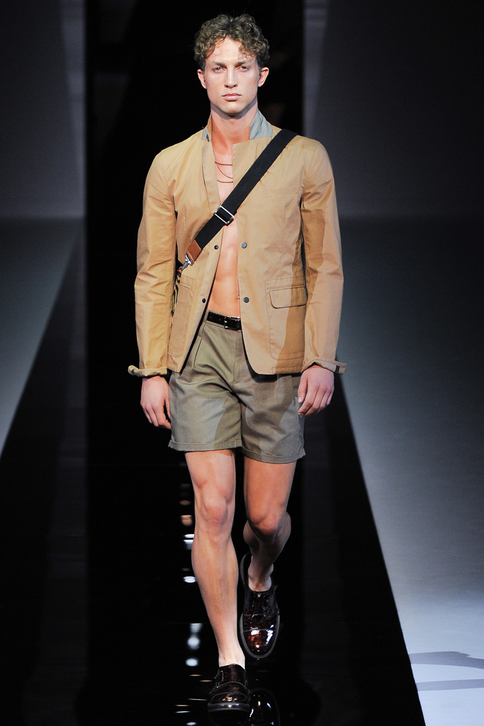 Emporio Armani 13bDƬ