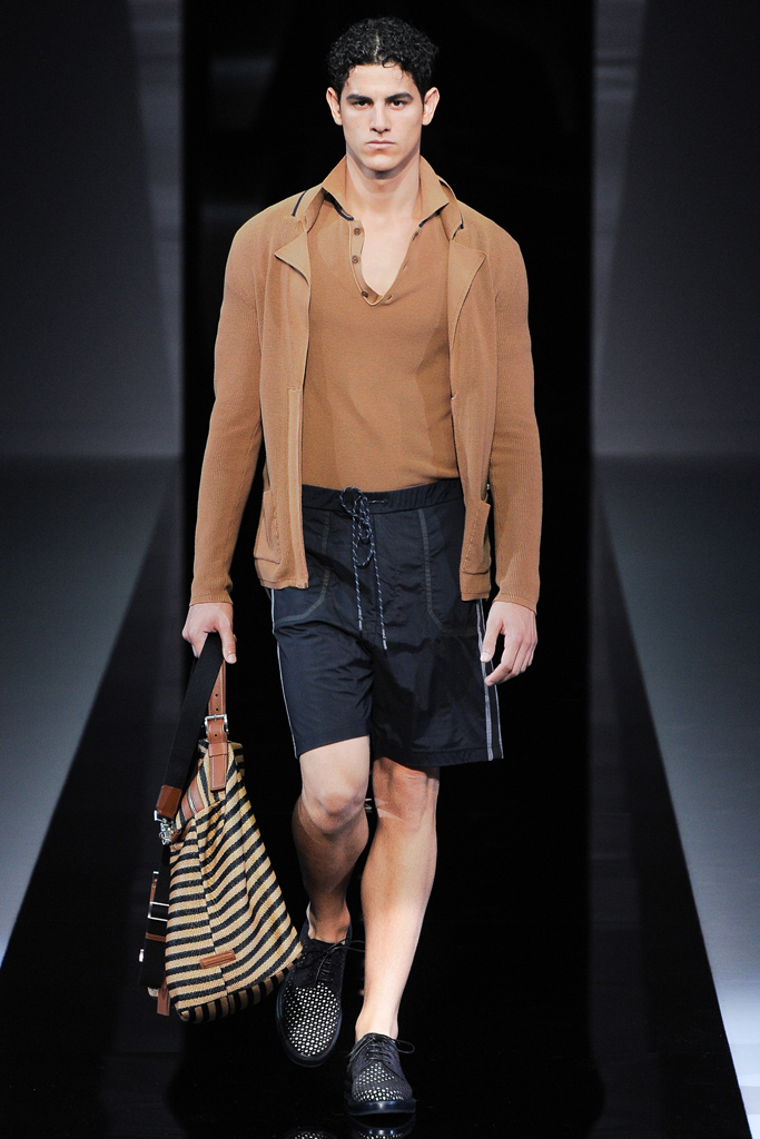 Emporio Armani 13bDƬ