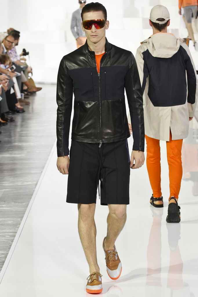 Dirk Bikkemberg 13bDƬ