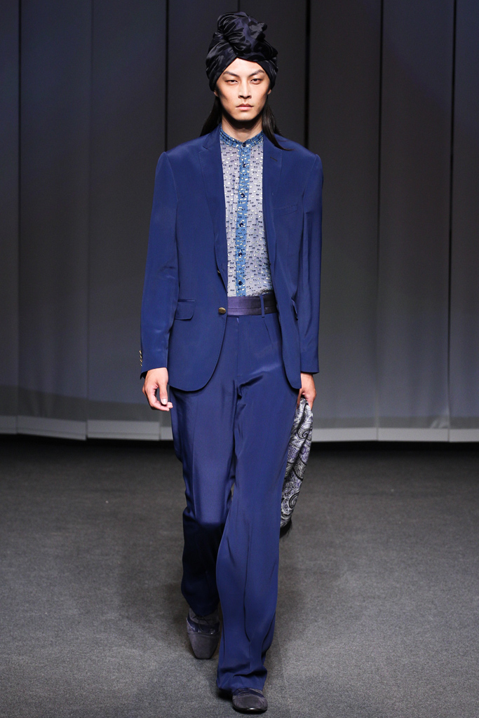 Etro 13bDƬ