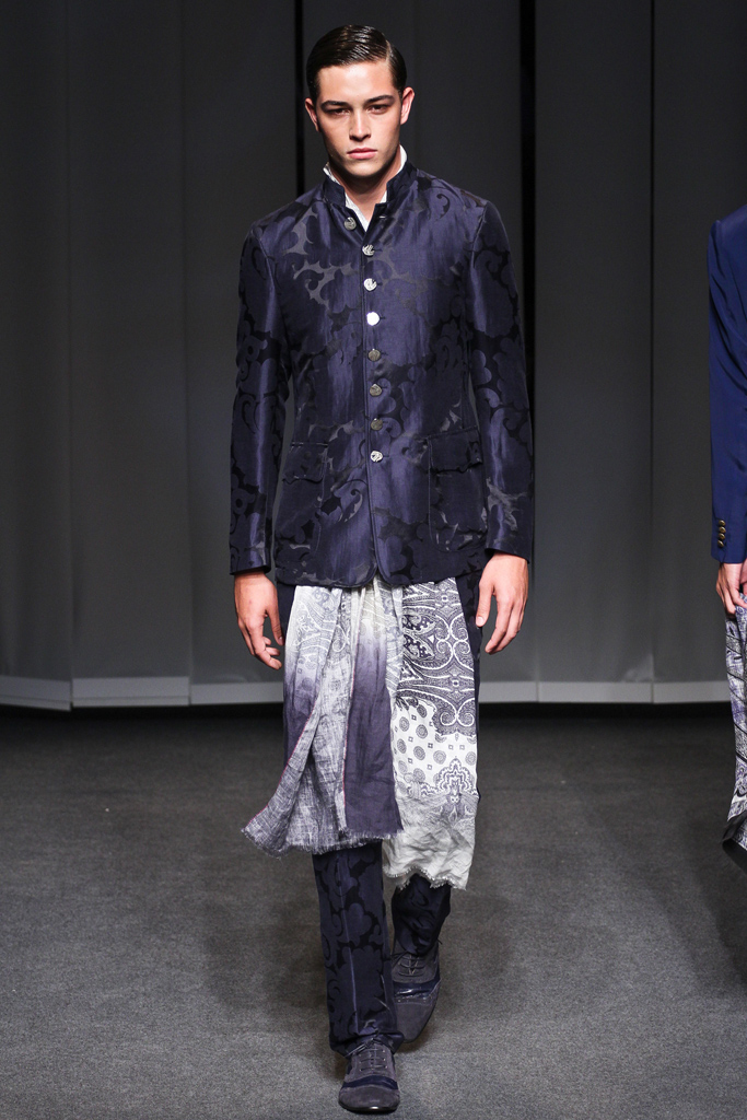 Etro 13bDƬ