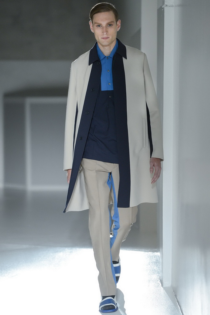 Prada 13bDƬ