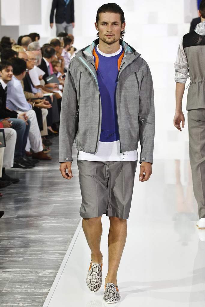 Dirk Bikkemberg 13bDƬ
