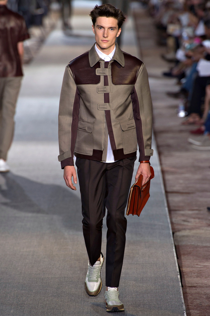 Valentino 13bDƬ