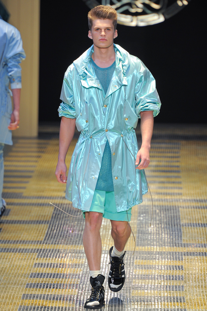 Versace 13bDƬ
