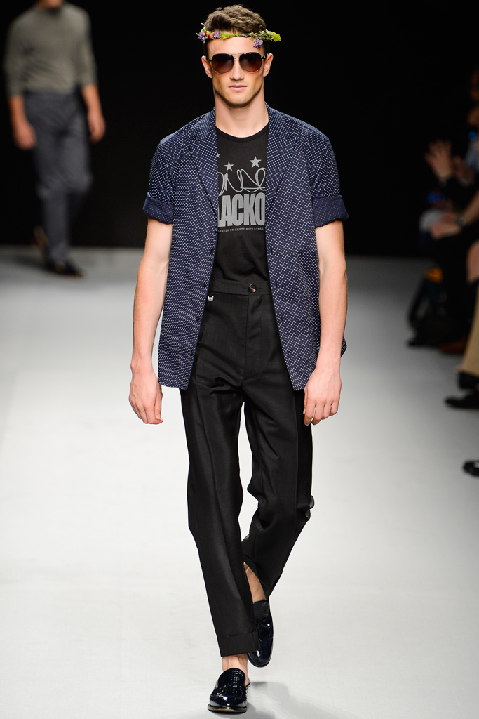 Vivienne Westwood 13bDƬ