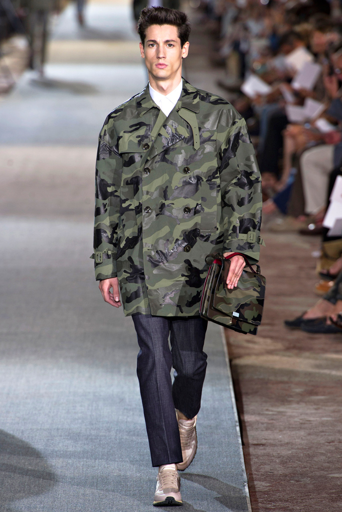 Valentino 13bDƬ