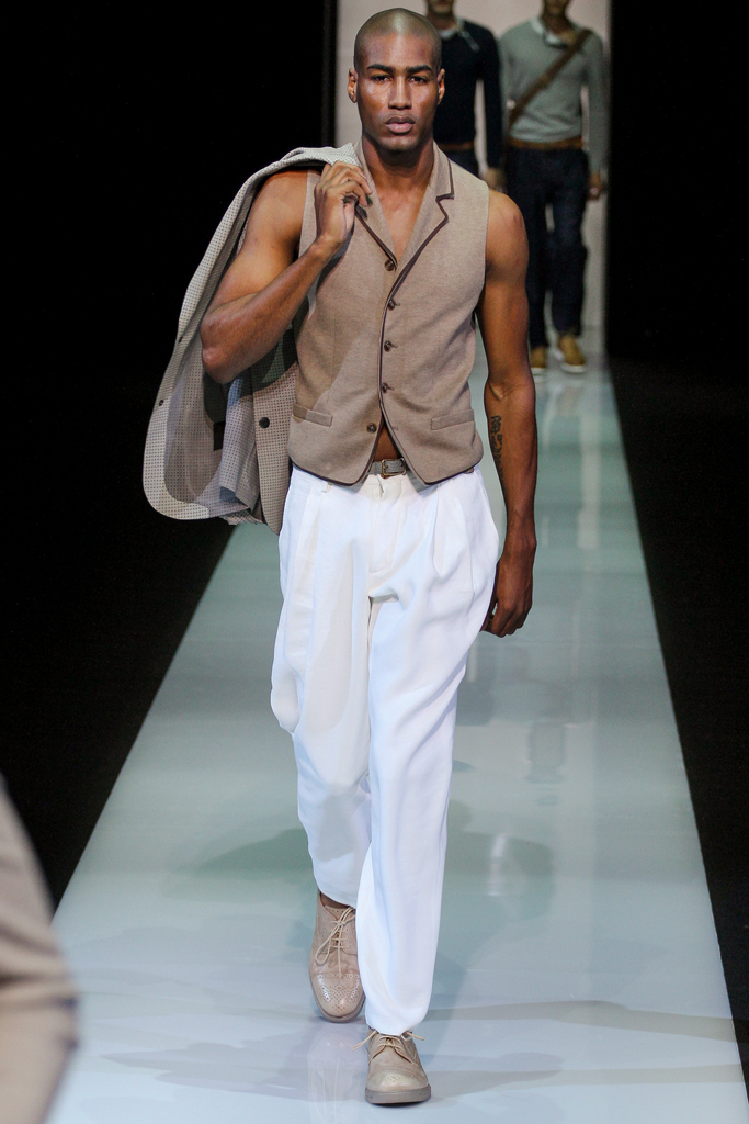 Giorgio Armani 13bDƬ