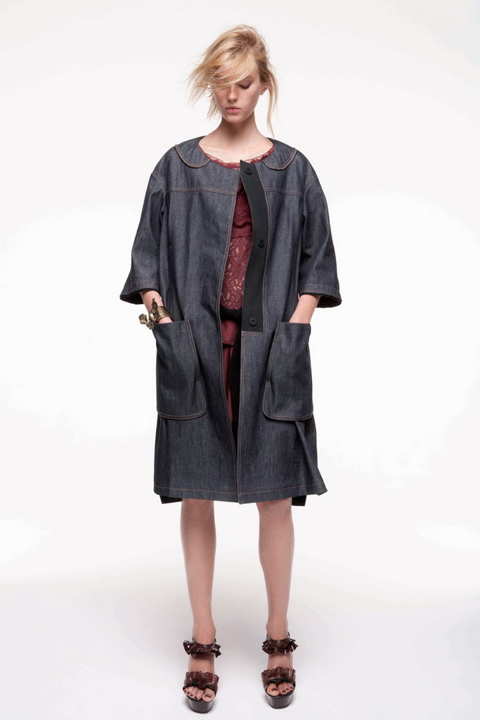 Nina Ricci 13紺DƬ