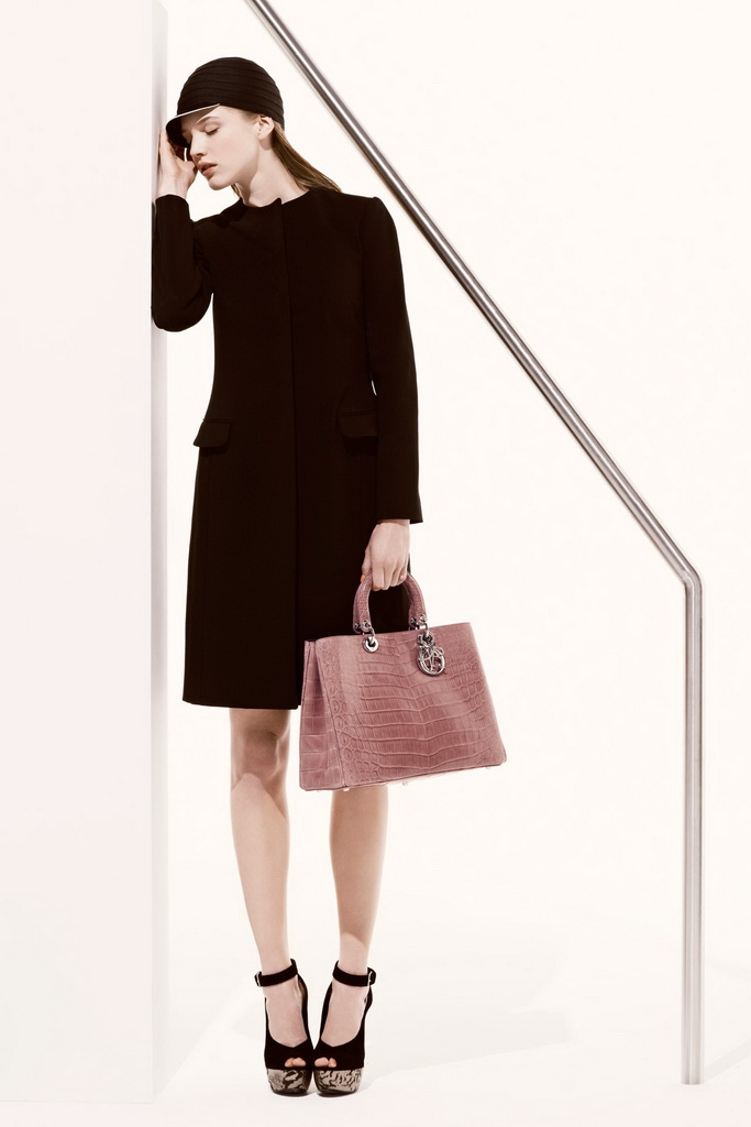 Christian Dior 13紺DƬ