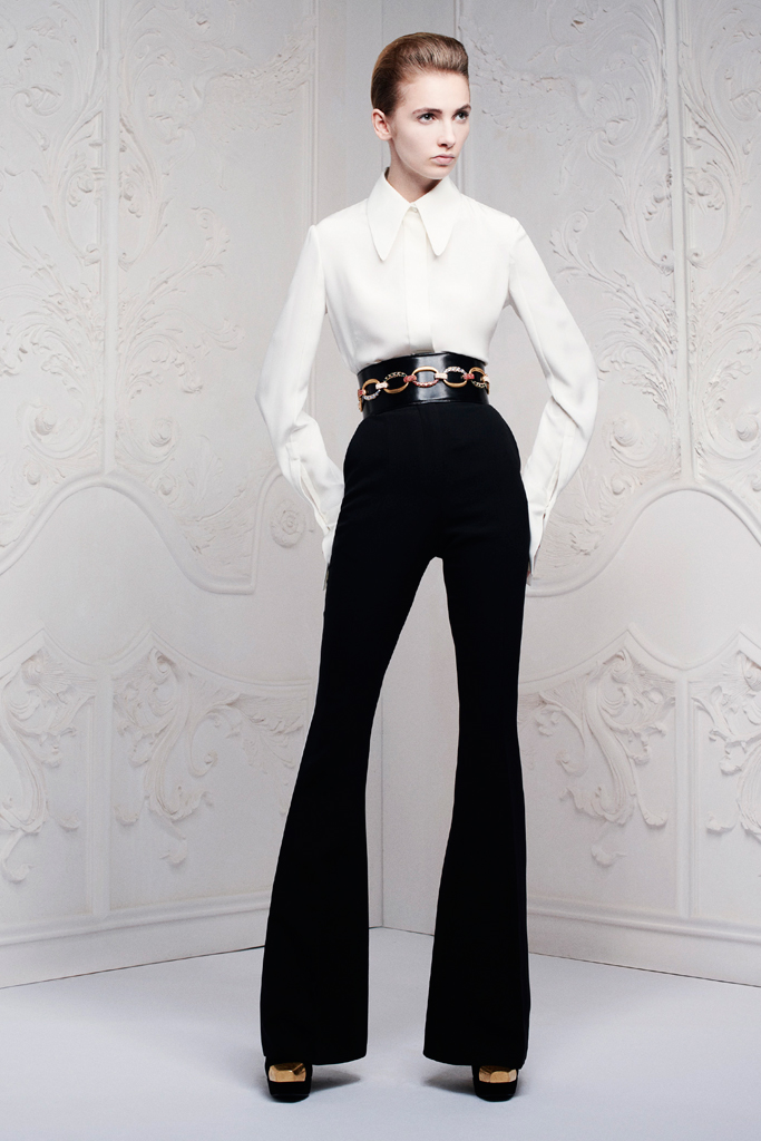 Alexander McQueen 13紺DƬ