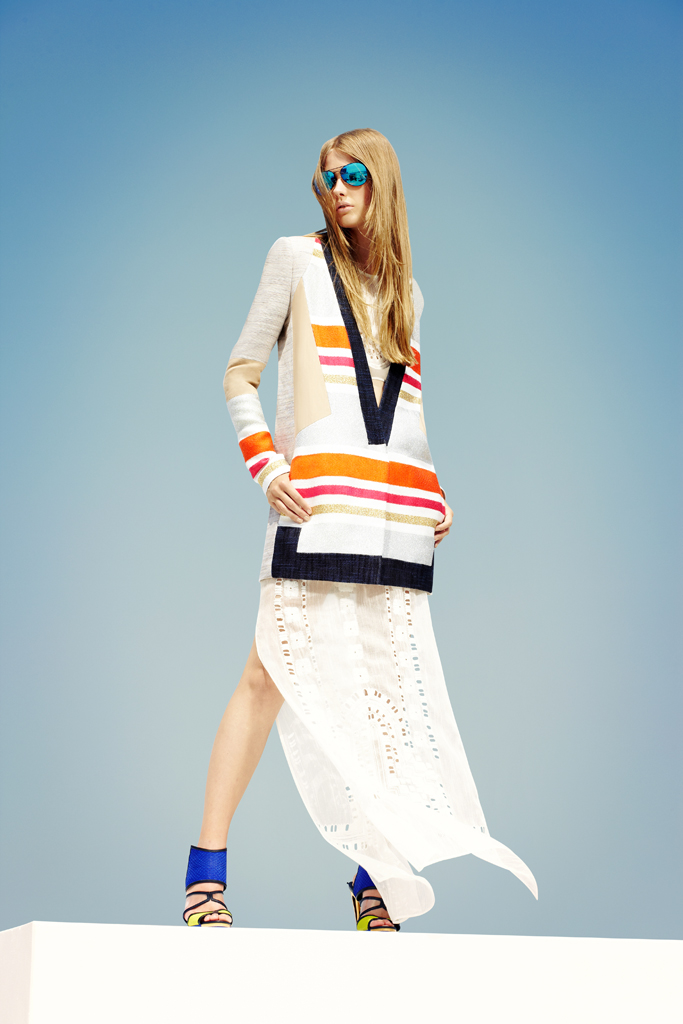 BCBG Max Azria 13紺DƬ