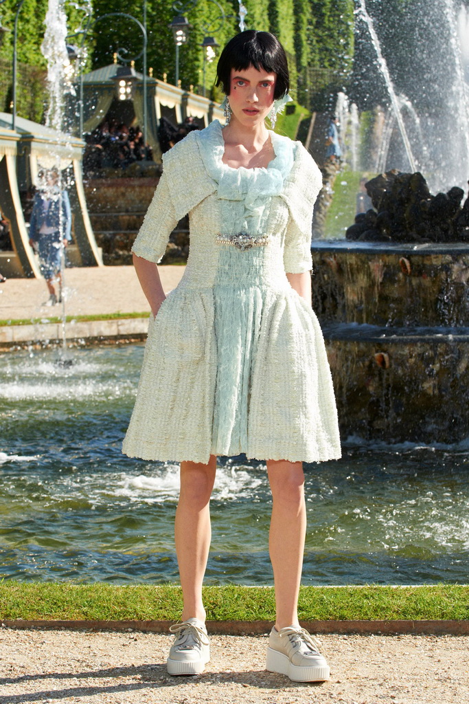 Chanel 13紺DƬ