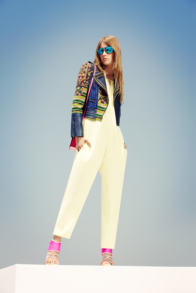 BCBG Max Azria 13紺DƬ