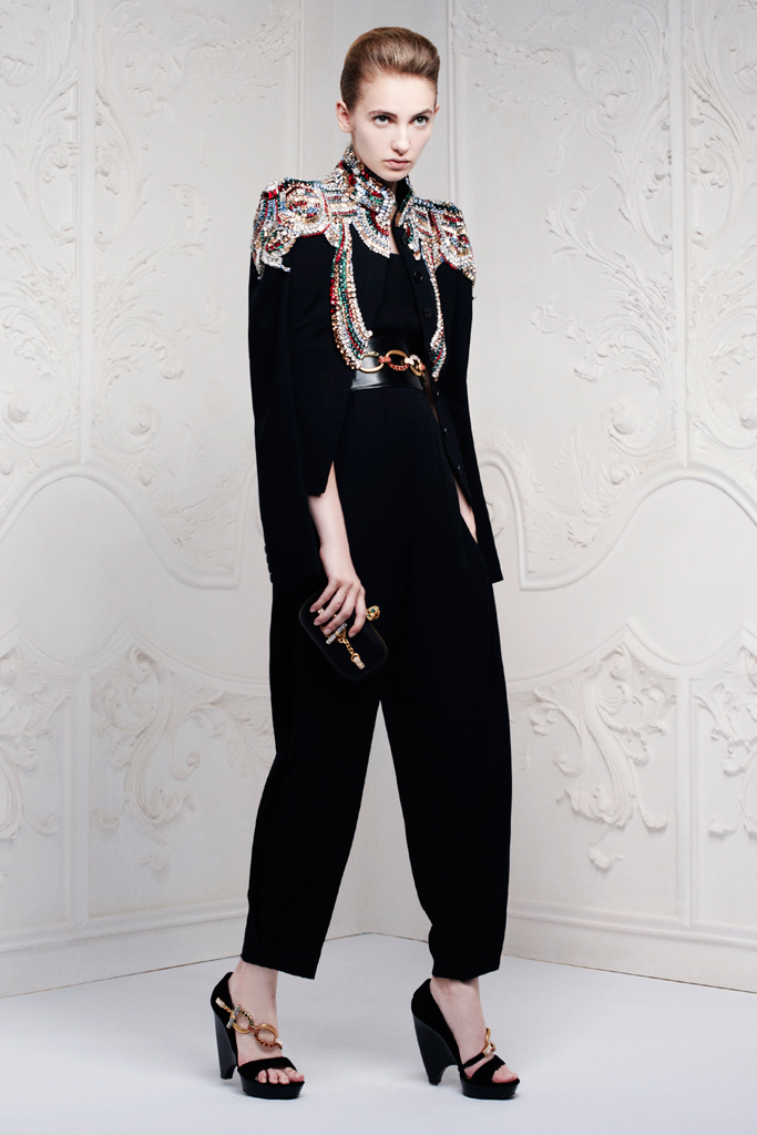 Alexander McQueen 13紺DƬ