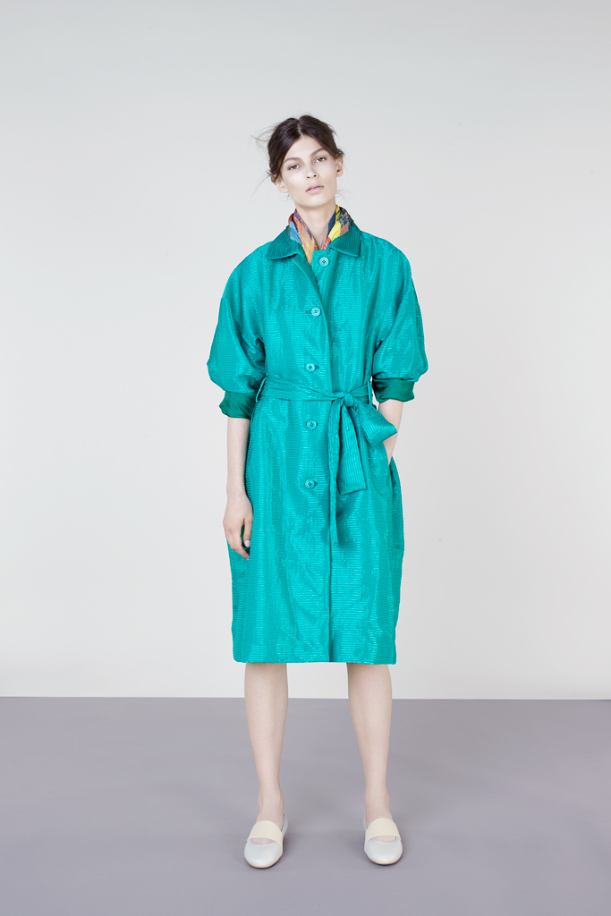 Issey Miyake 13紺DƬ