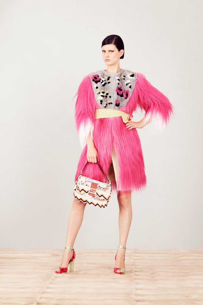 Fendi 13紺DƬ