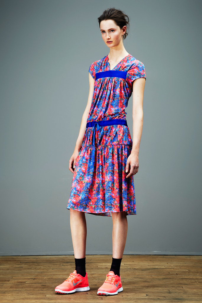 Richard Chai Love 13紺DƬ