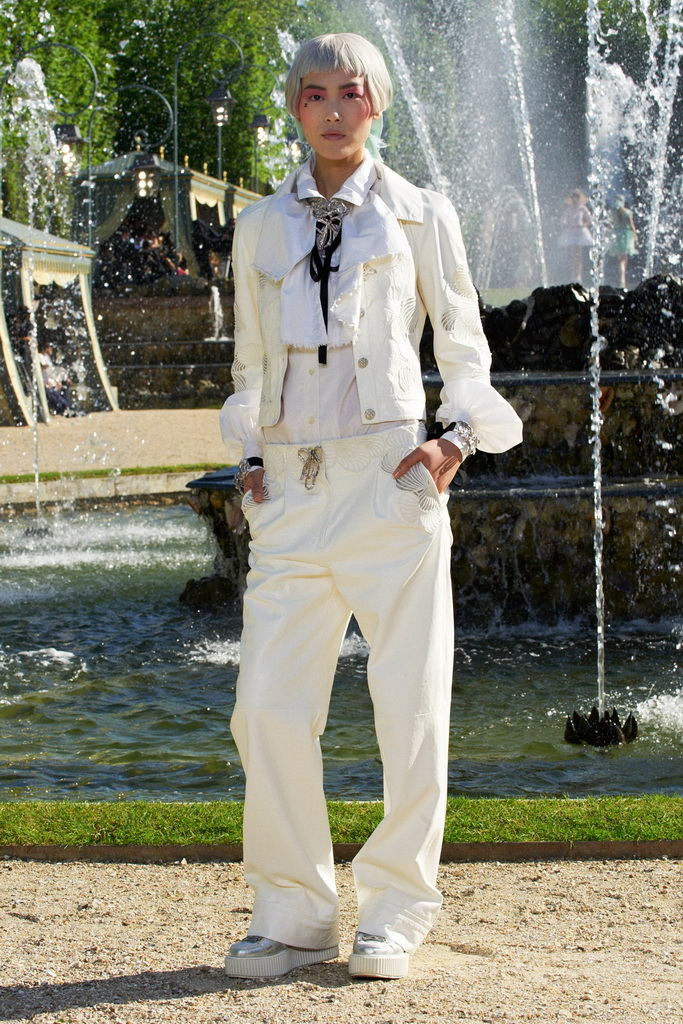 Chanel 13紺DƬ