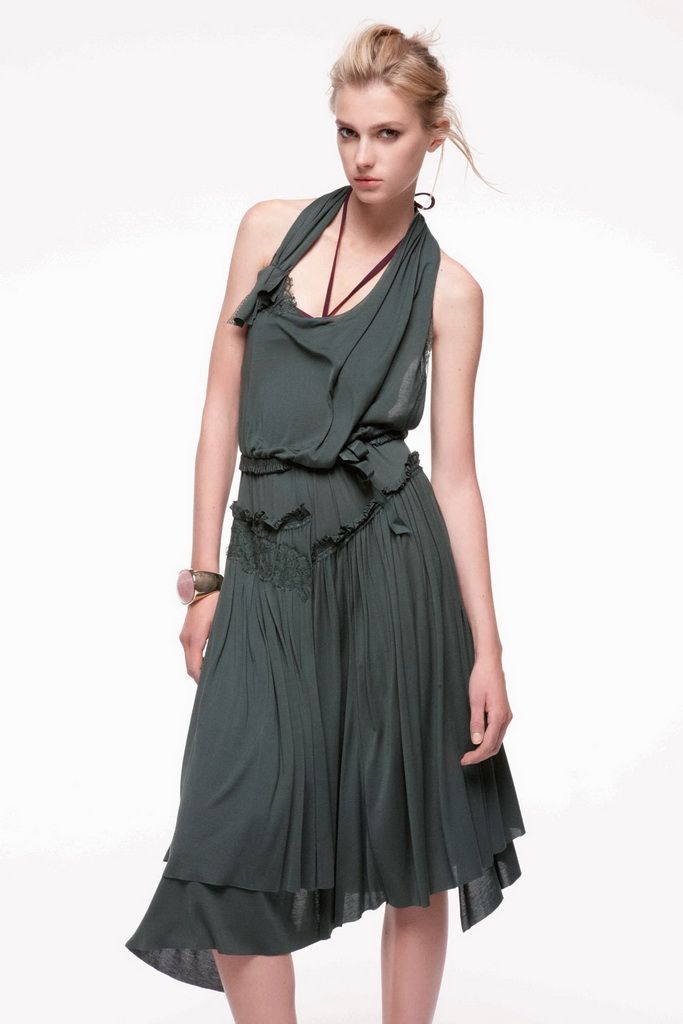 Nina Ricci 13紺DƬ