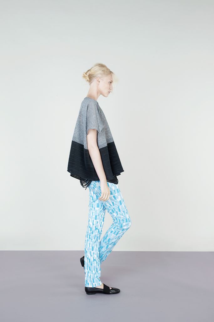 Issey Miyake 13紺DƬ