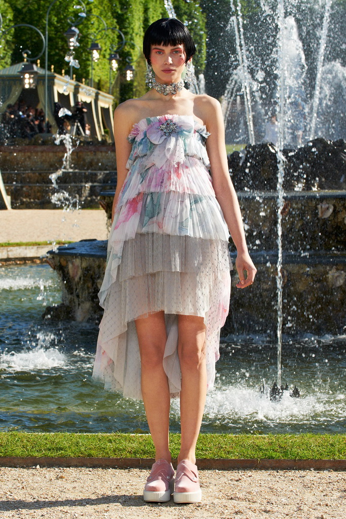 Chanel 13紺DƬ