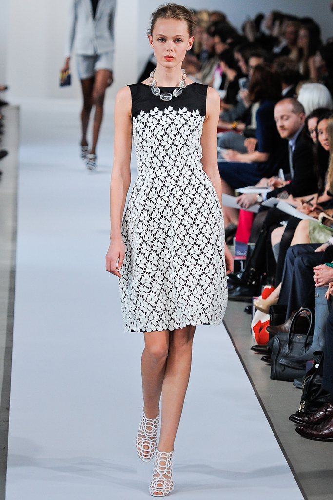 Oscar de la Renta 13紺DƬ