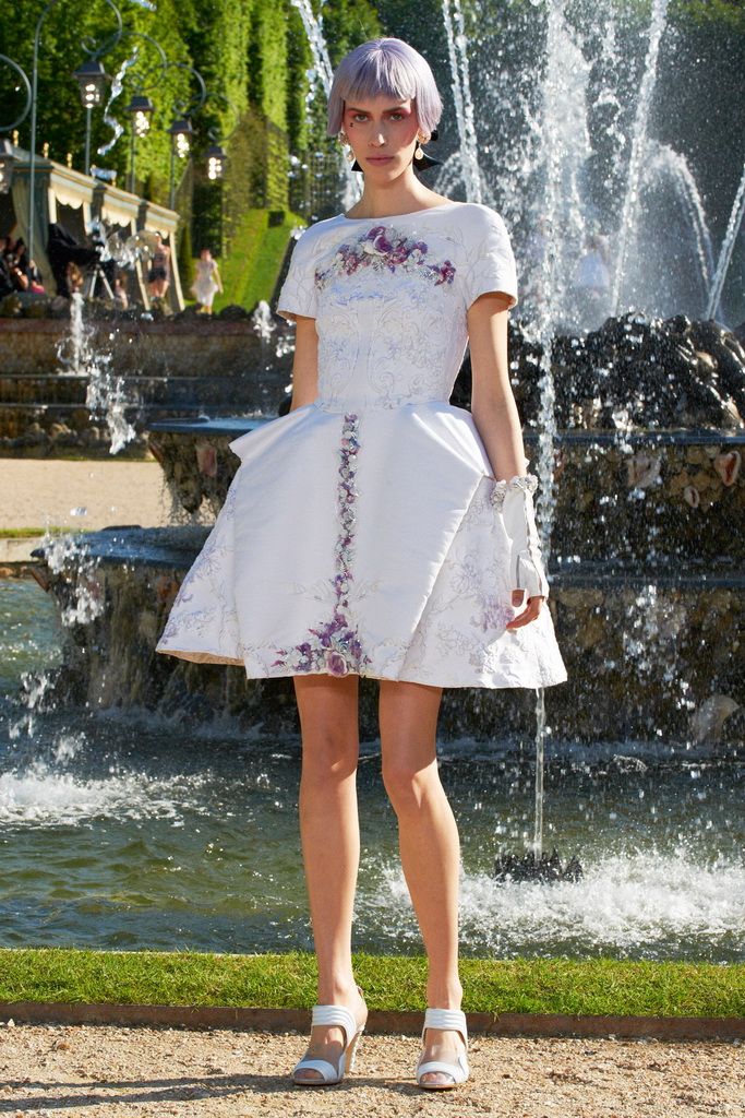 Chanel 13紺DƬ
