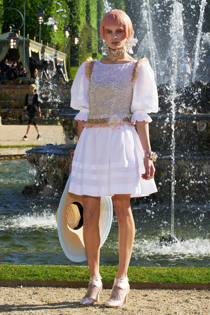 Chanel 13紺DƬ