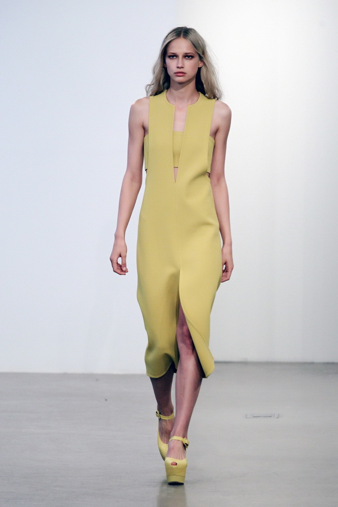 Calvin Klein 13紺DƬ