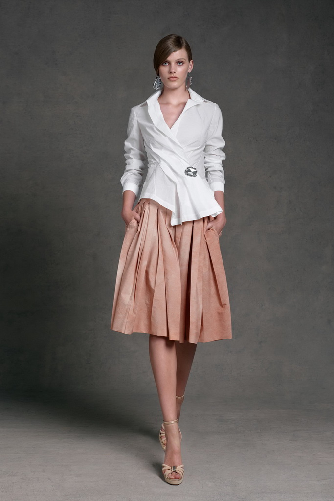 Donna Karan 13紺DƬ