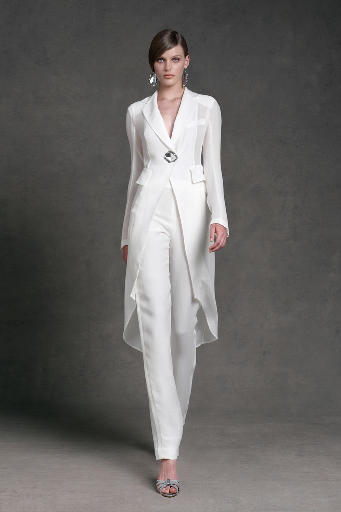 Donna Karan 13紺DƬ