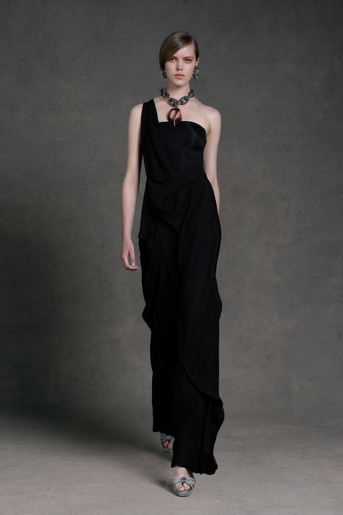 Donna Karan 13紺DƬ