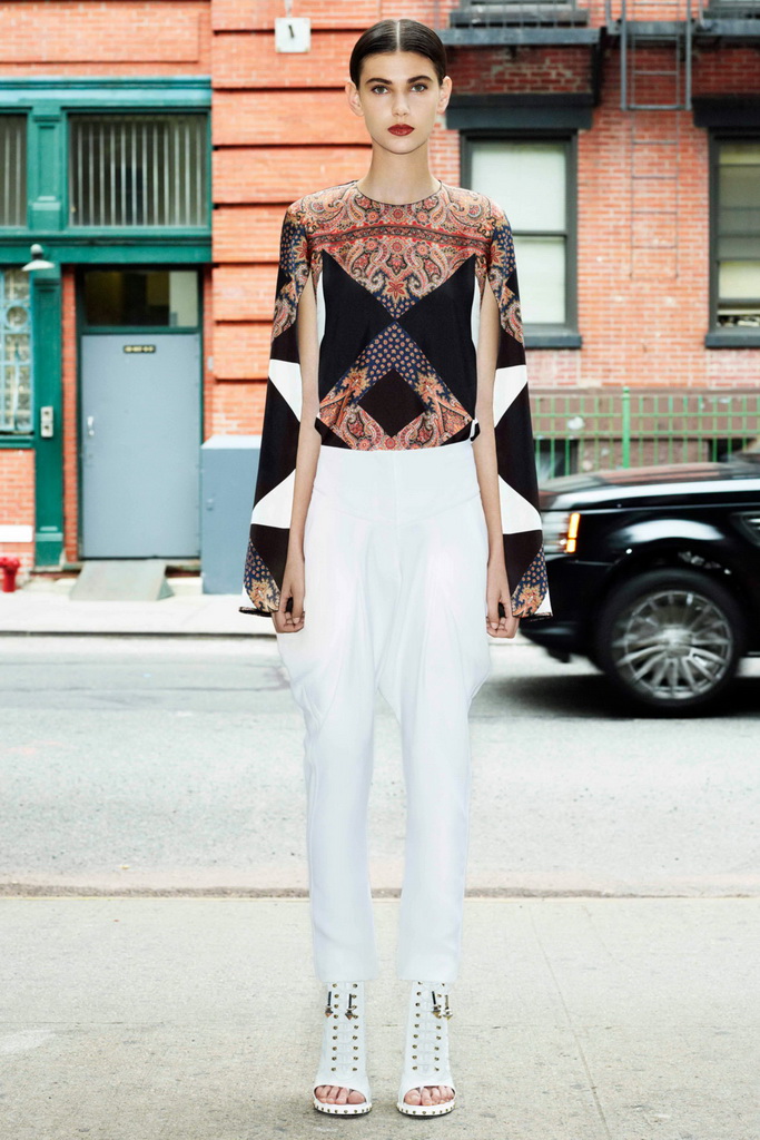 Givenchy 13紺DƬ