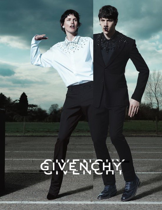 Givenchy 2012 ﶬVDƬ