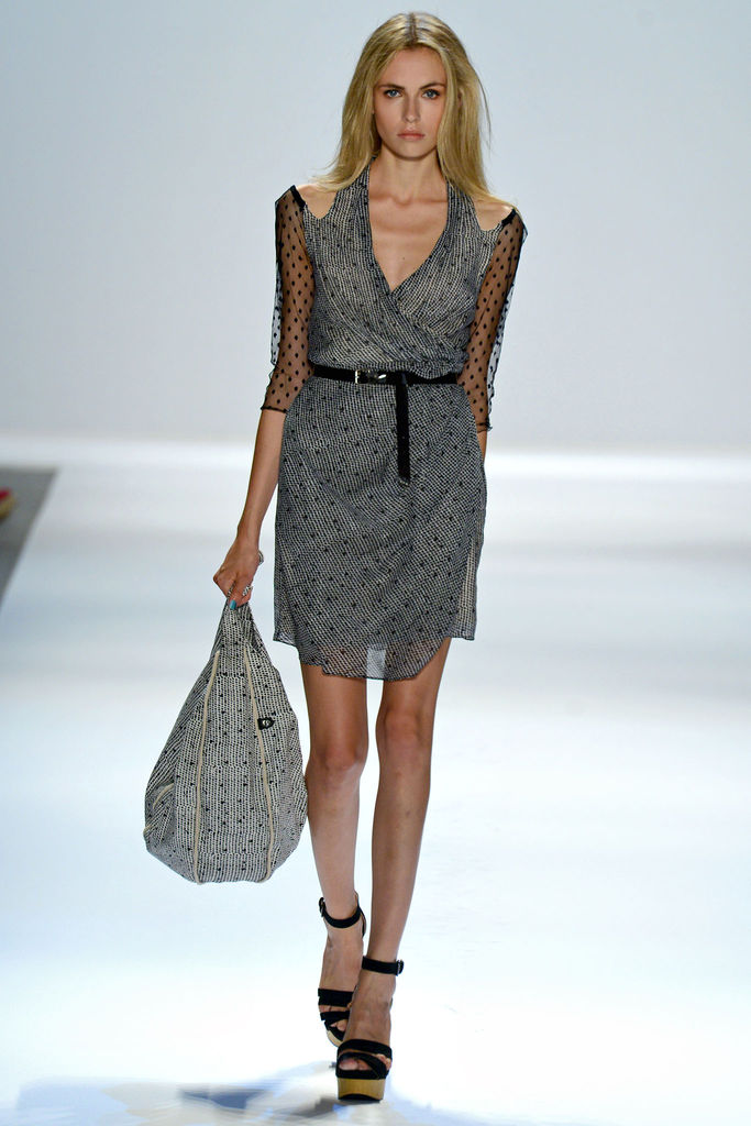 Charlotte Ronson 2013DƬ