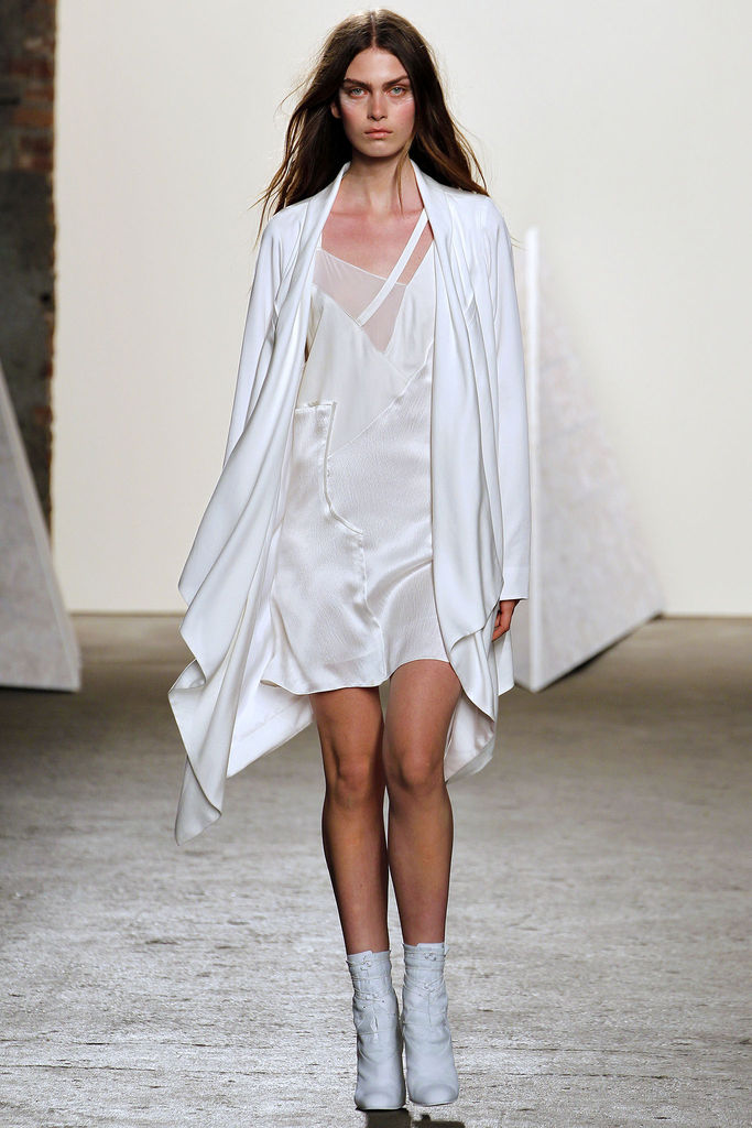 Tess Giberson 2013DƬ