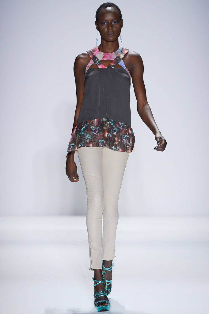 Nicole Miller 2013DƬ