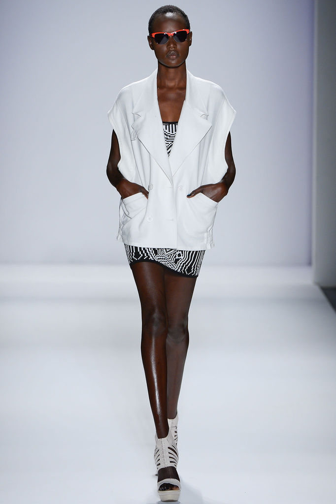 Nicole Miller 2013DƬ