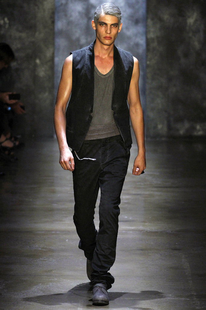 Alexandre Plokhov 2013DƬ