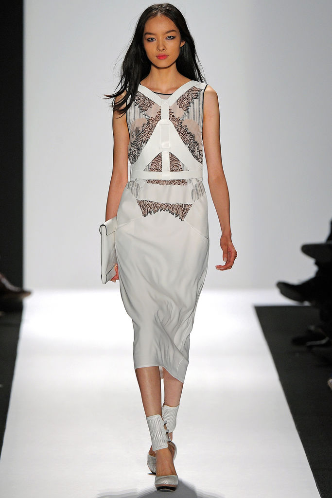 BCBG Max Azria 2013DƬ