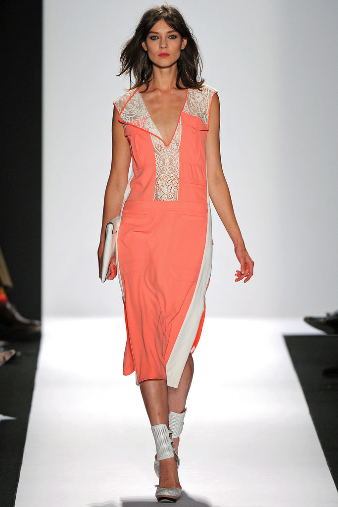 BCBG Max Azria 2013DƬ