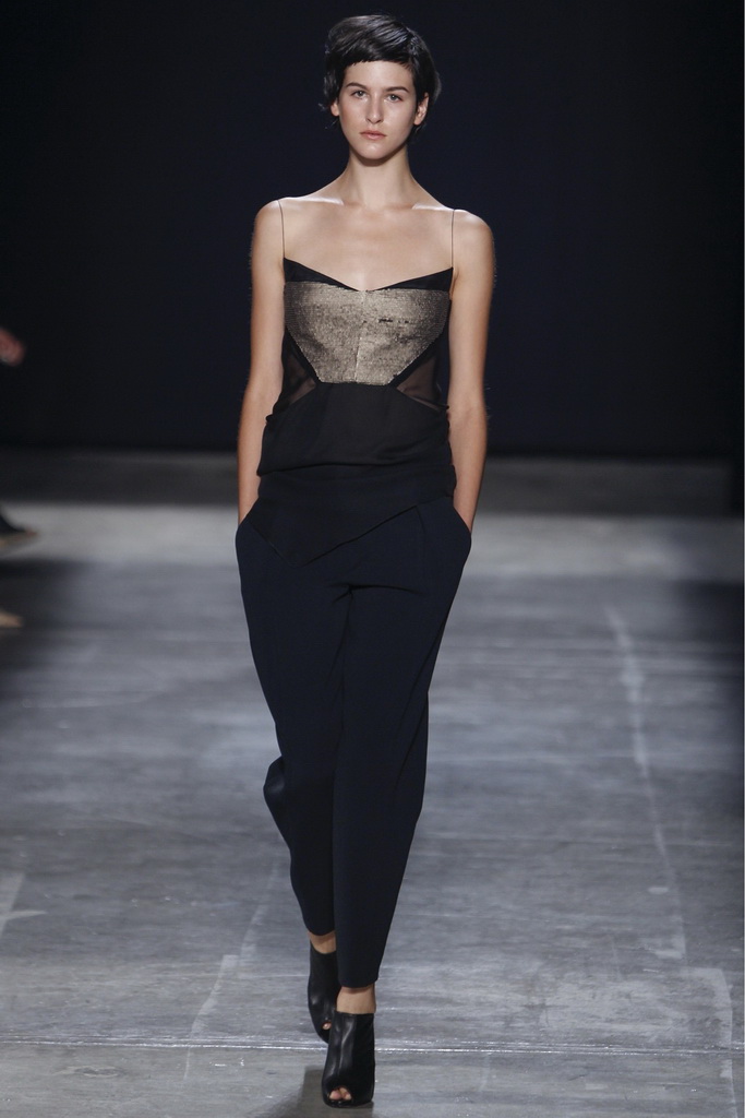 Narciso Rodriguez 2013(chng)DƬ