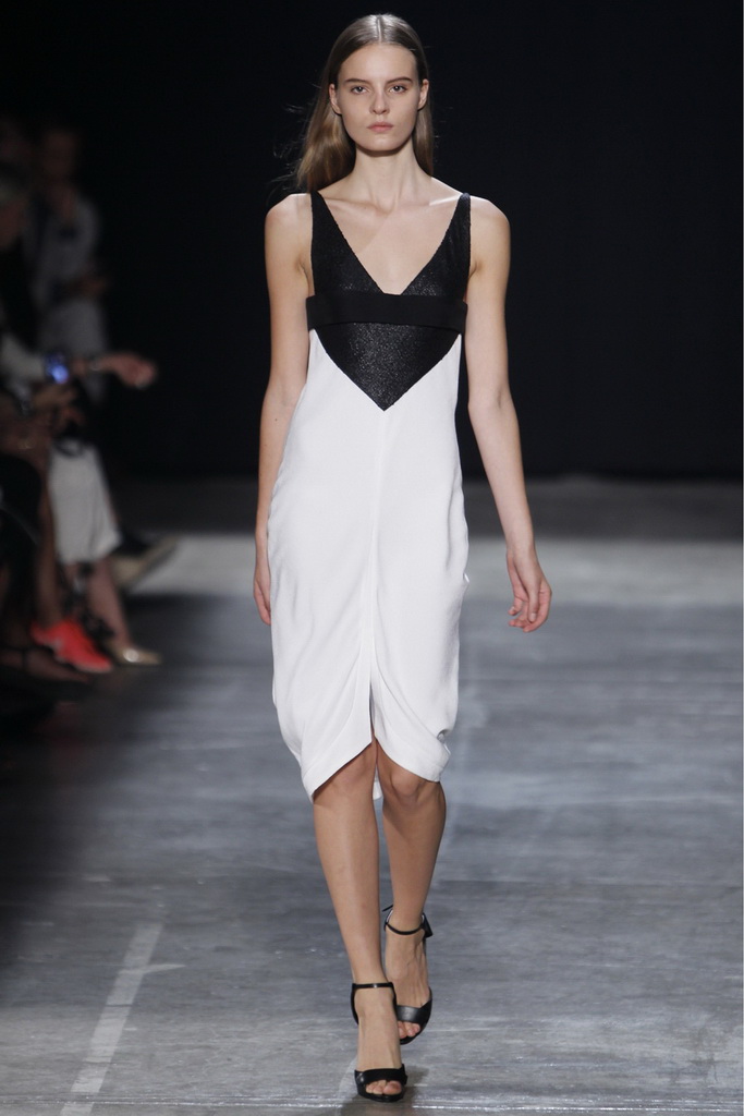 Narciso Rodriguez 2013DƬ