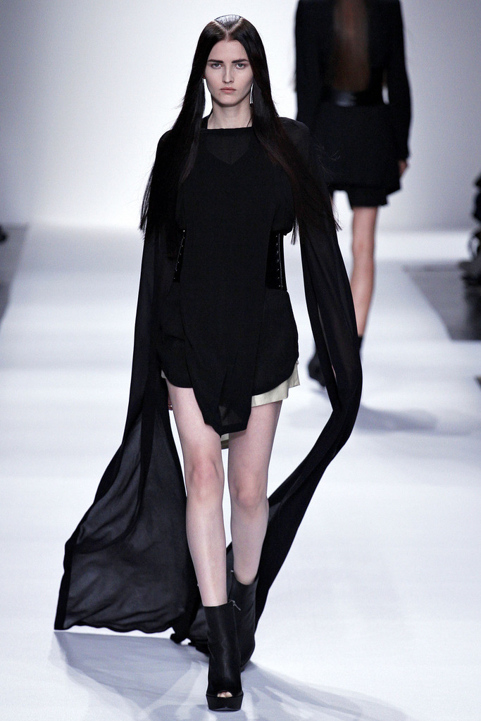Ann Demeulemeester 2013DƬ