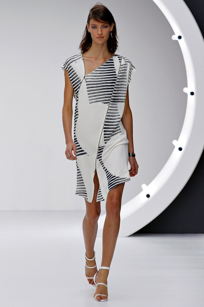 Topshop Unique 2013DƬ